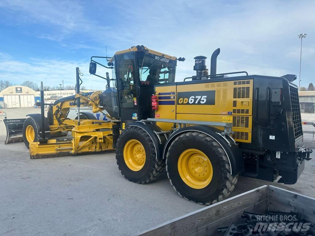 Komatsu GD675-7E0 Motorgraders