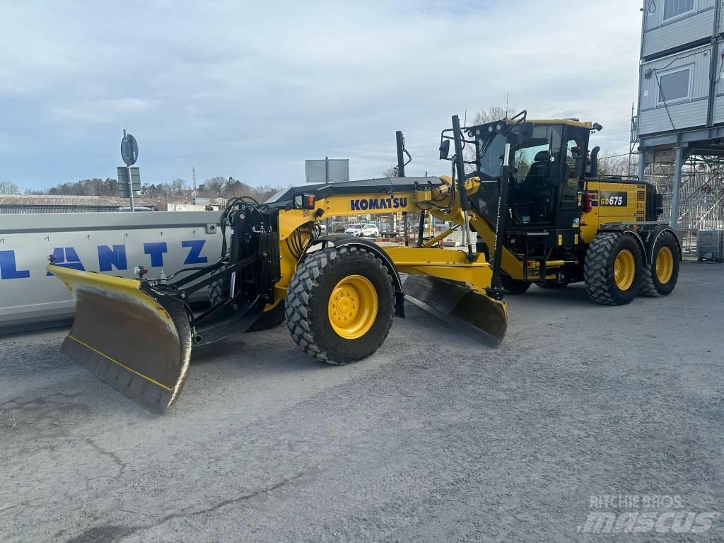 Komatsu GD675-7E0 Motorgraders