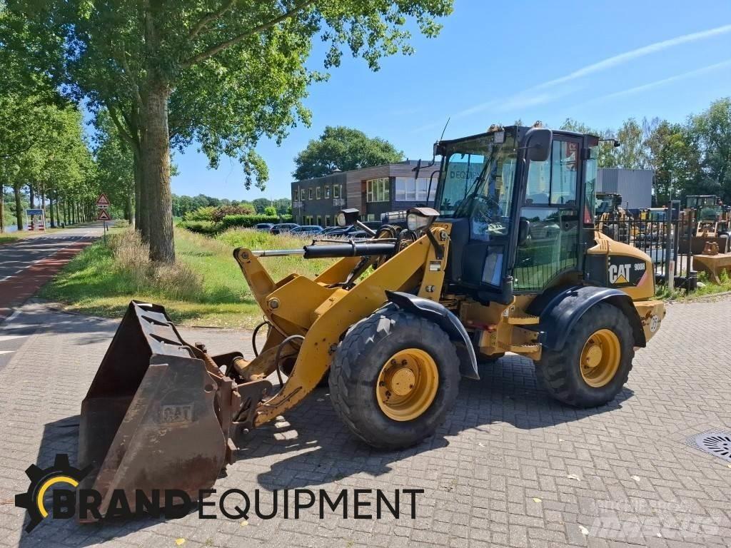 CAT 908H Pale gommate