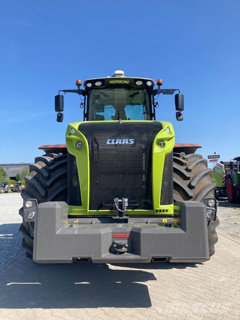 CLAAS XERION 5000 Trattori