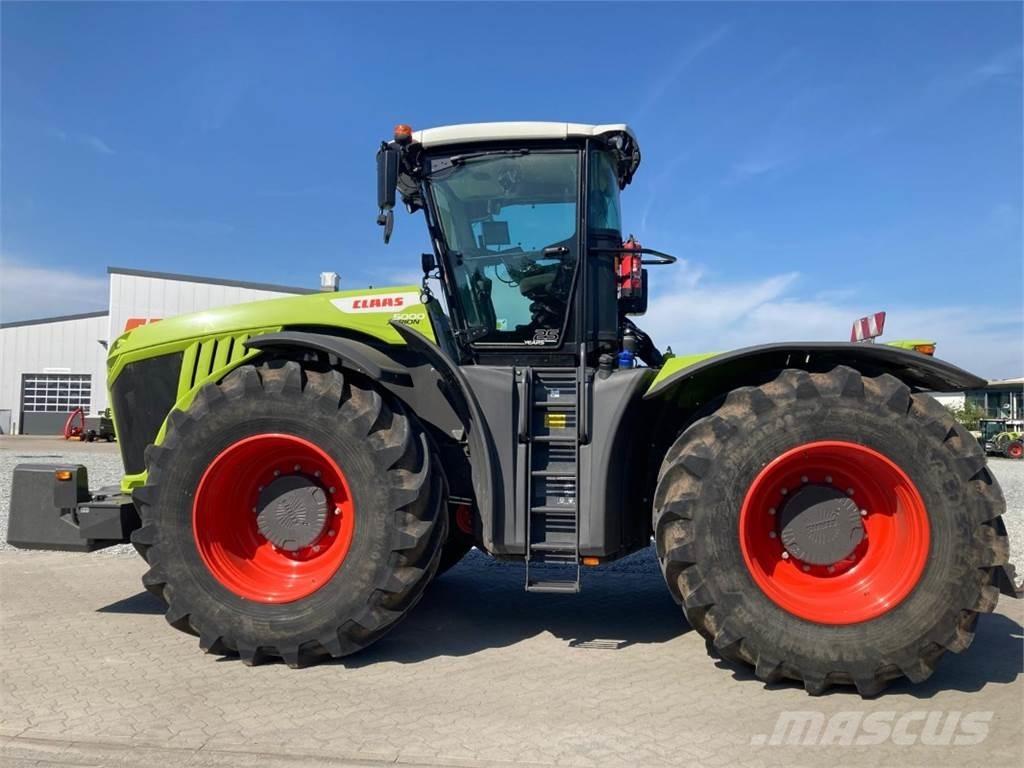 CLAAS XERION 5000 Trattori