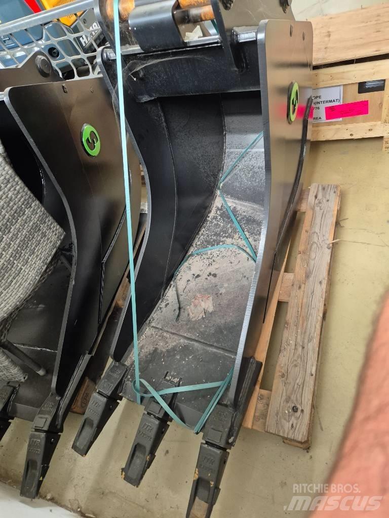 Steelwrist Bucket Benne