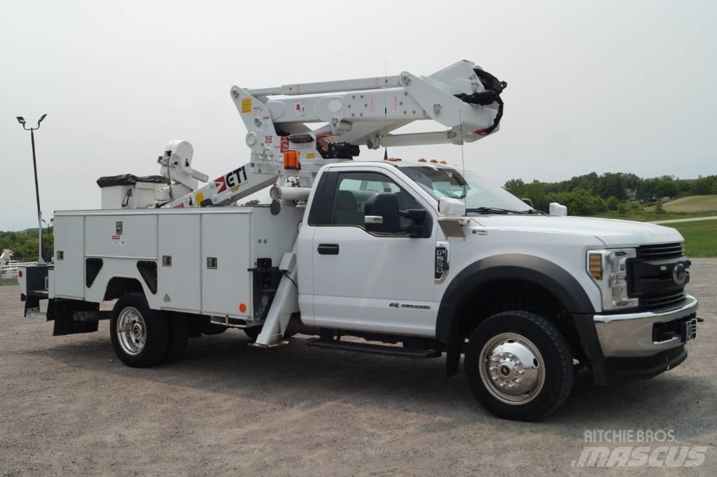 Ford F 550 XL SD Piattaforme autocarrate