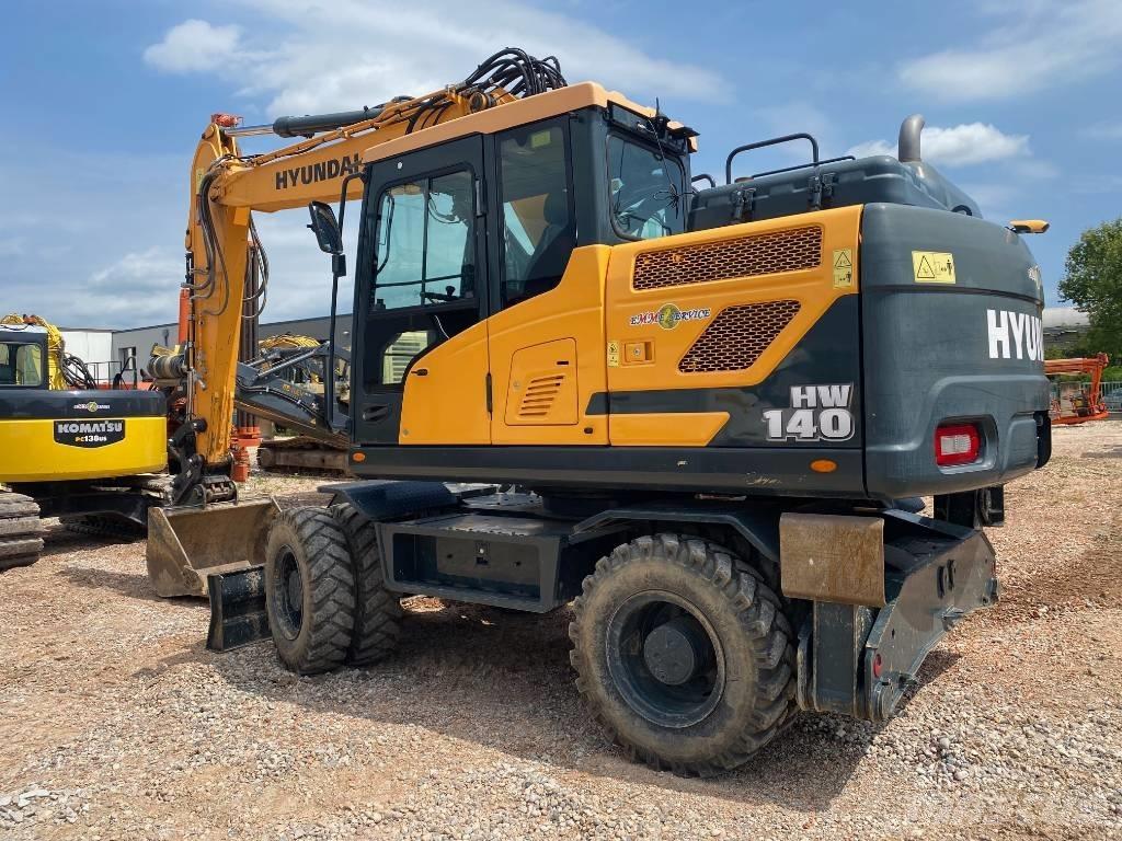 Hyundai HW140 Escavatori gommati