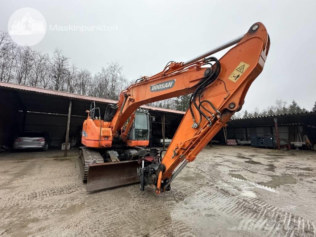 Doosan DX 235 LCR Escavatori cingolati
