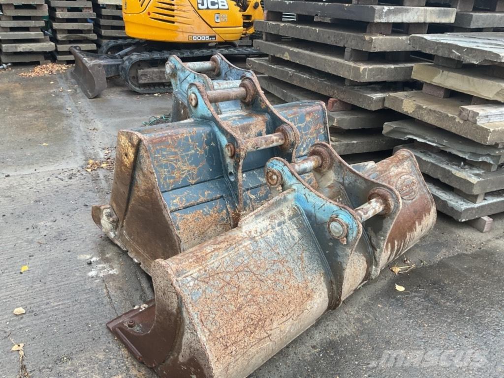 Hyundai HX140 LC Escavatori cingolati