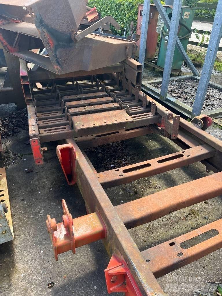 Sandvik QJ 341 Frantoi mobili