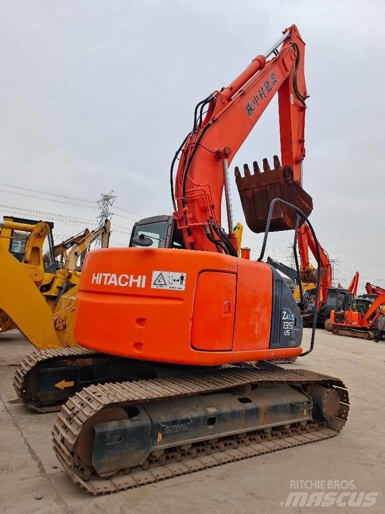 Hitachi ZX 135 US Escavatori cingolati
