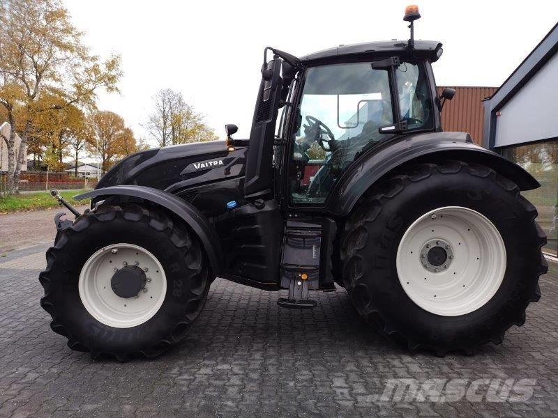 Valtra T235 Versu Trattori