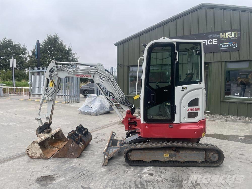 Takeuchi TB 325 R Miniescavatori