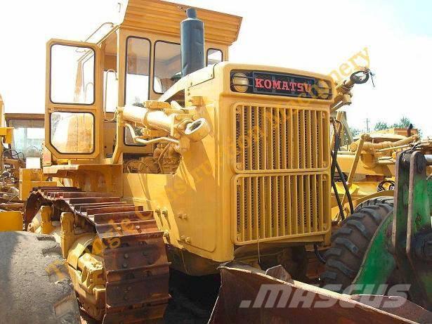 Komatsu d155a-1 Dozer cingolati