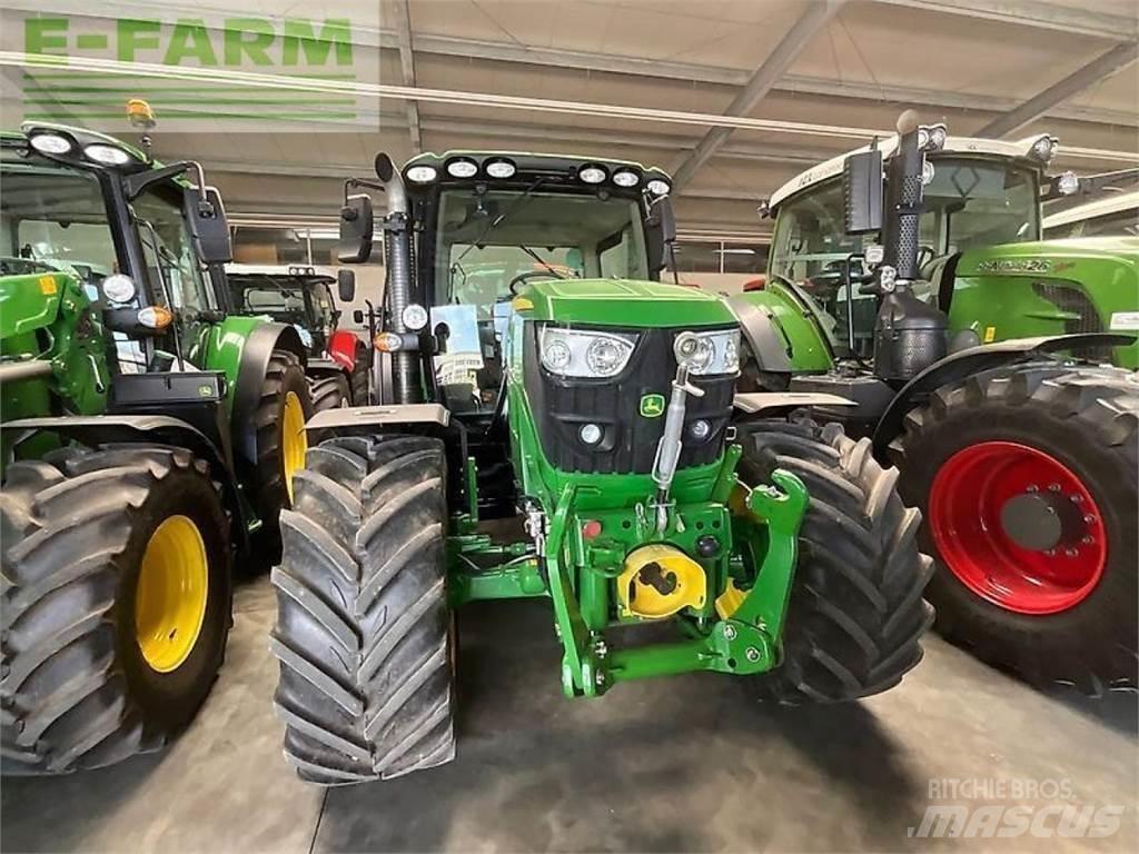 John Deere 6125 r Trattori