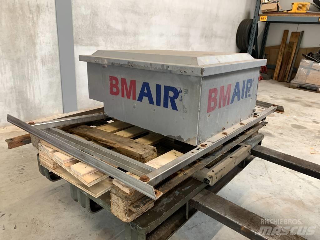 BM MAO-22 Cabine e interni