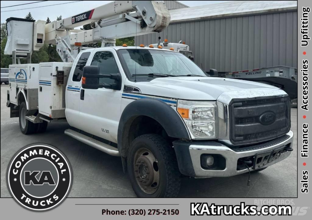 Ford F 550 XLT SD Piattaforme autocarrate
