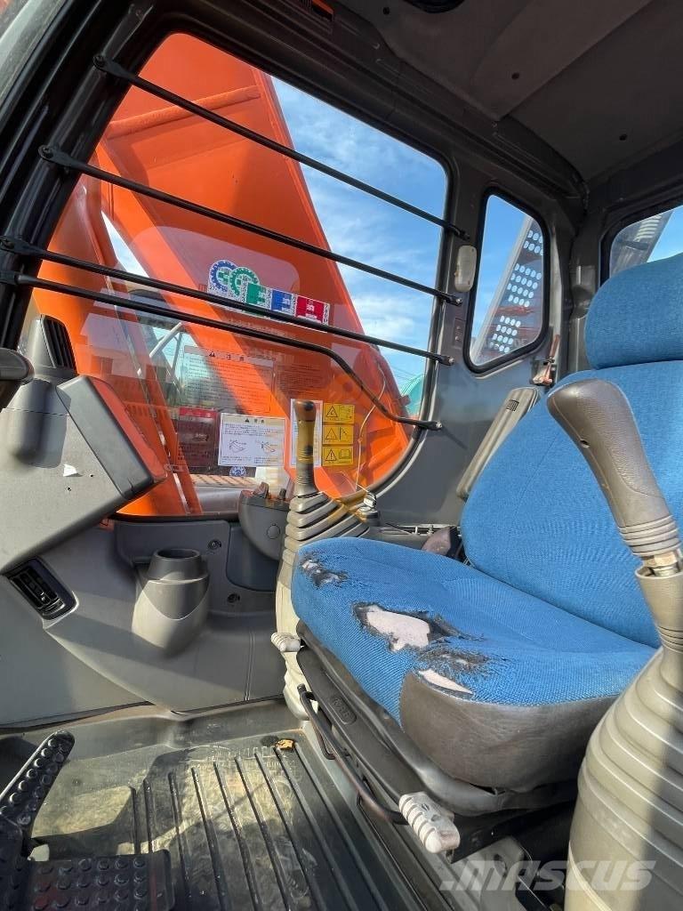 Hitachi ZX 240 Escavatori cingolati