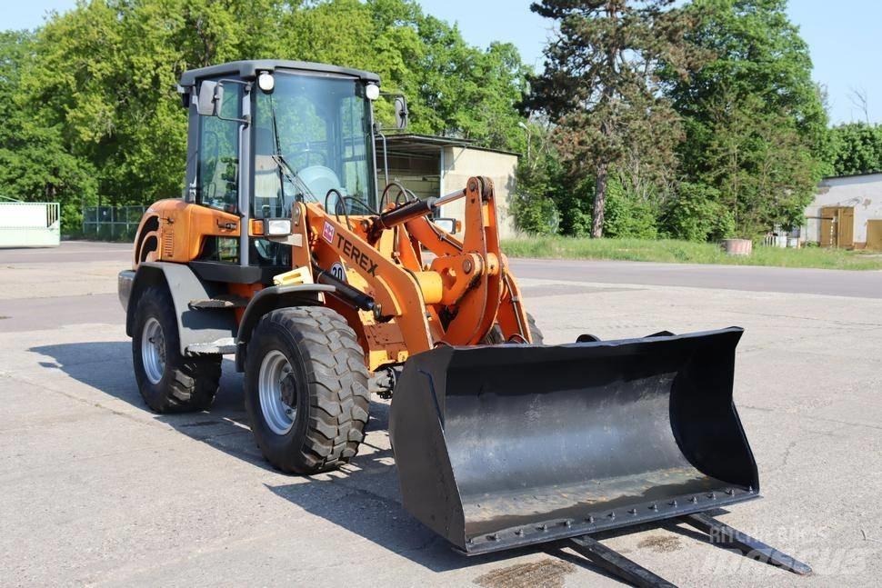 Terex SKL 834 Pale gommate