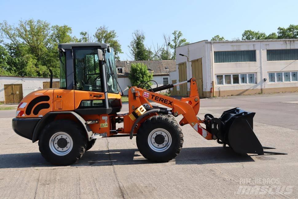 Terex SKL 834 Pale gommate