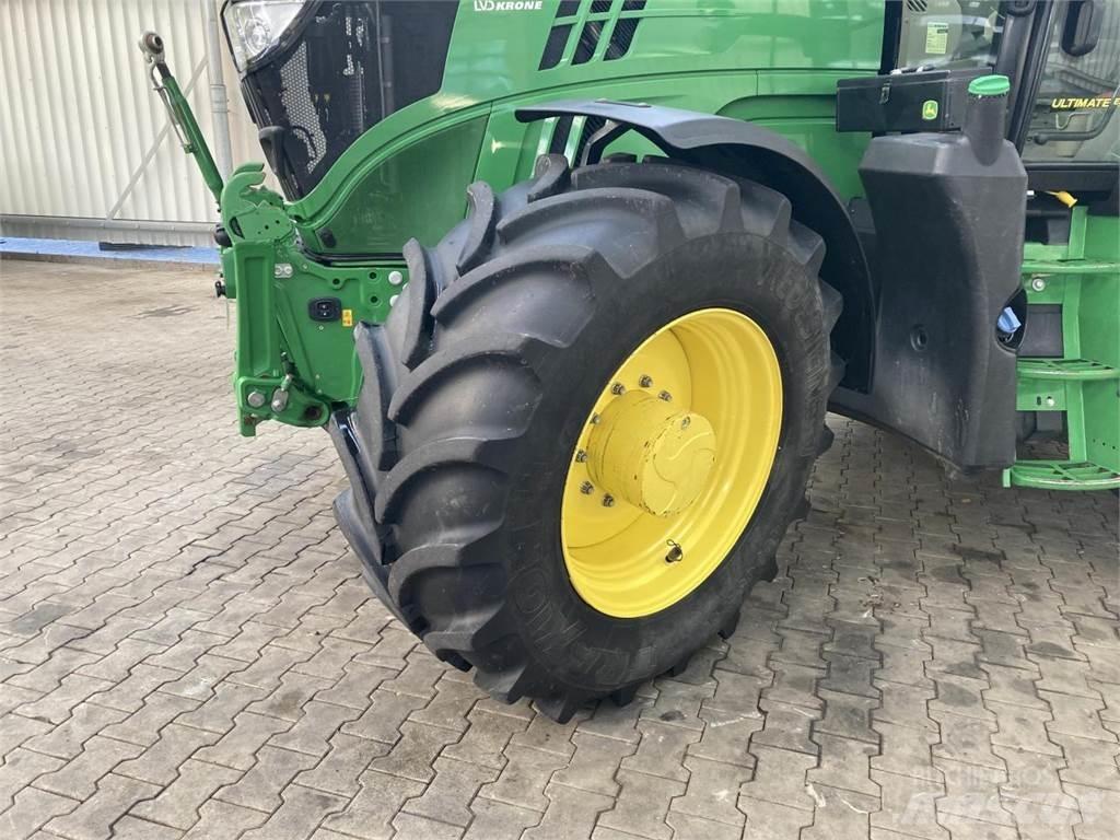 John Deere 6155R Trattori
