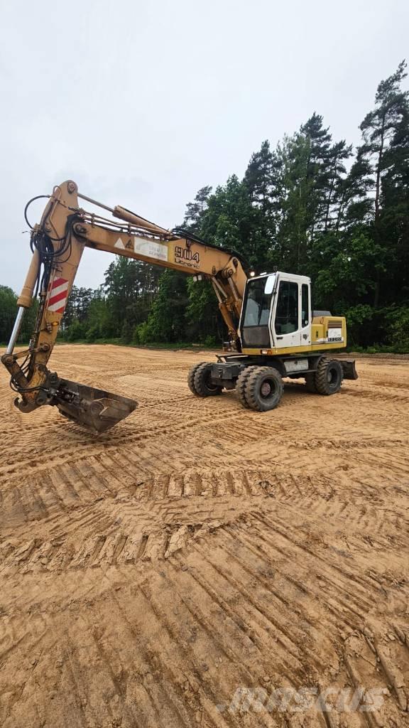 Liebherr 904 Escavatori gommati