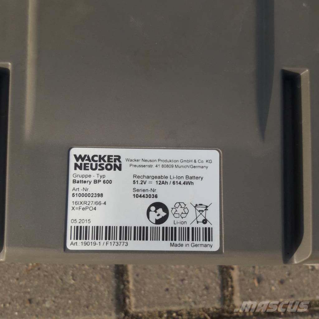 Wacker Neuson AS 50 Vibrocostipatore verticale