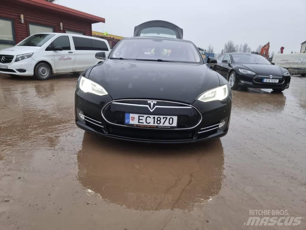 Tesla Model S P85 Auto