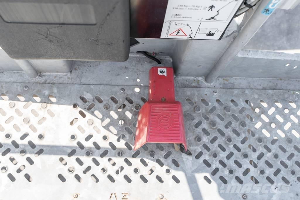 Manitou 200 ATJ Piattaforme a braccio articolato