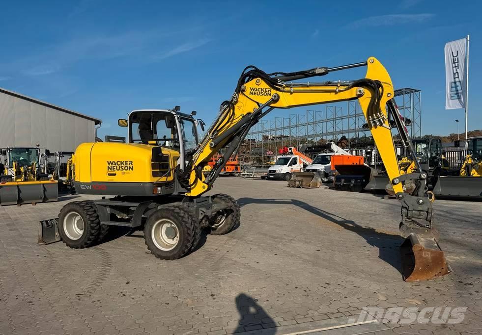Wacker Neuson EW 100 Escavatori gommati