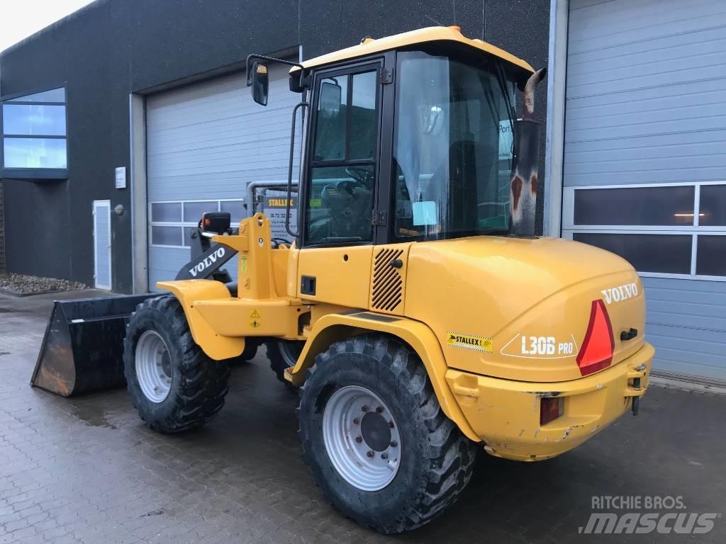 Volvo L30B Pale gommate