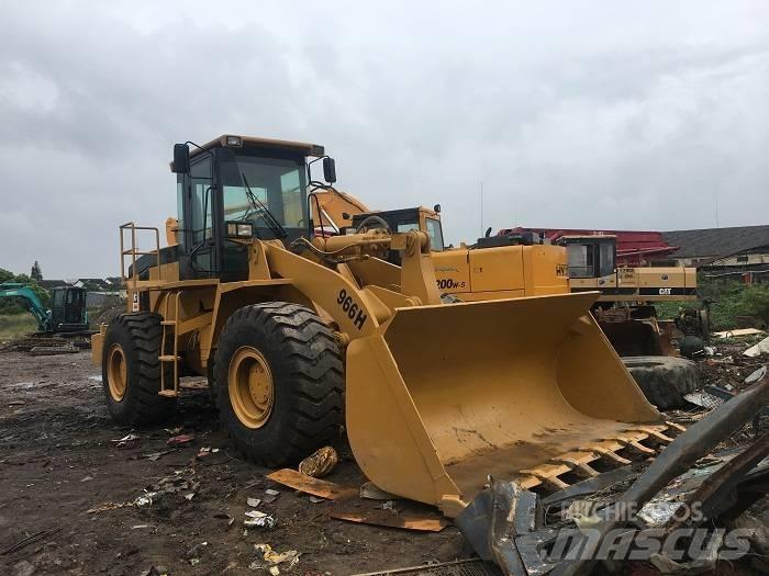 CAT 966H Pale gommate