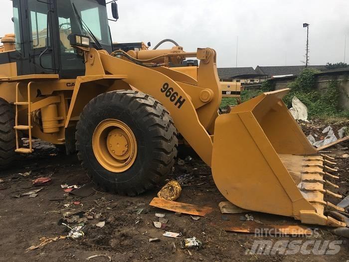 CAT 966H Pale gommate