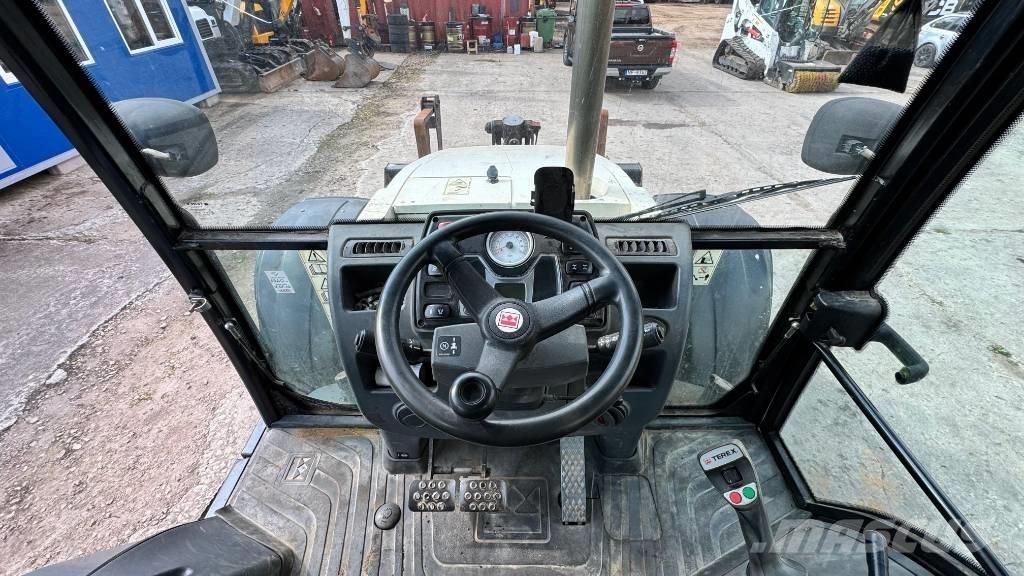 Terex TLB 990 PS Terne