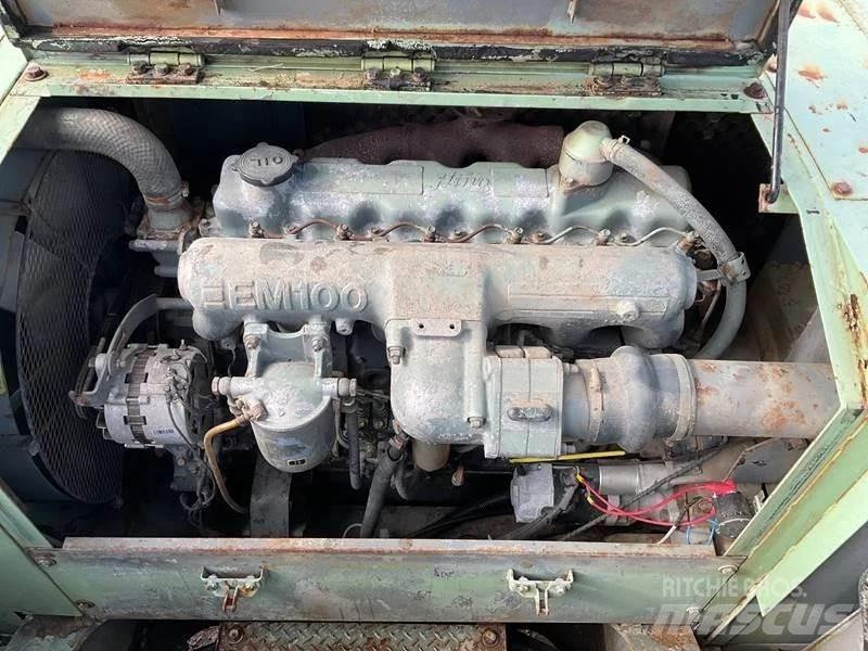Hitachi KH125-3 Gru cingolate