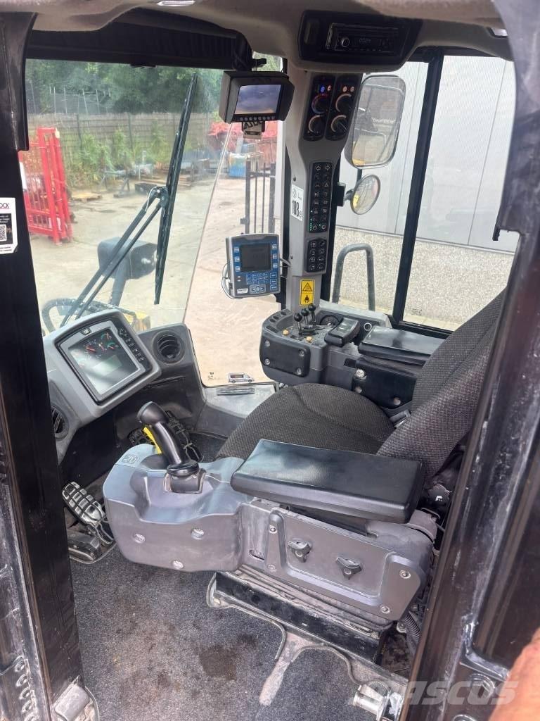 CAT 972 K Pale gommate