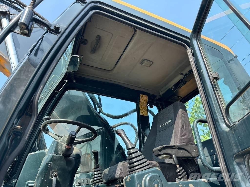 Hyundai 210W-9 Escavatori gommati