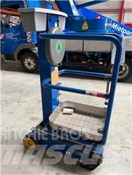 JLG Pecolift Piattaforme cingolate, Piattaforme a ragno e Montacarichi