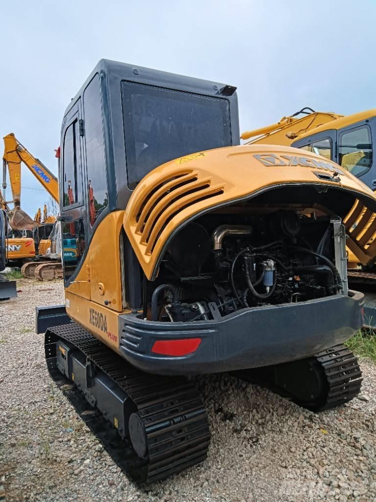 XCMG XE 60 DA Miniescavatori