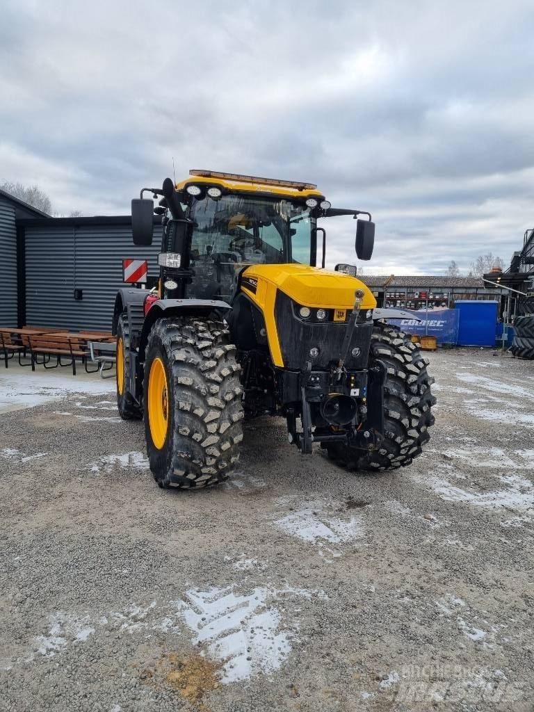 JCB Fastrac 4220 Trattori