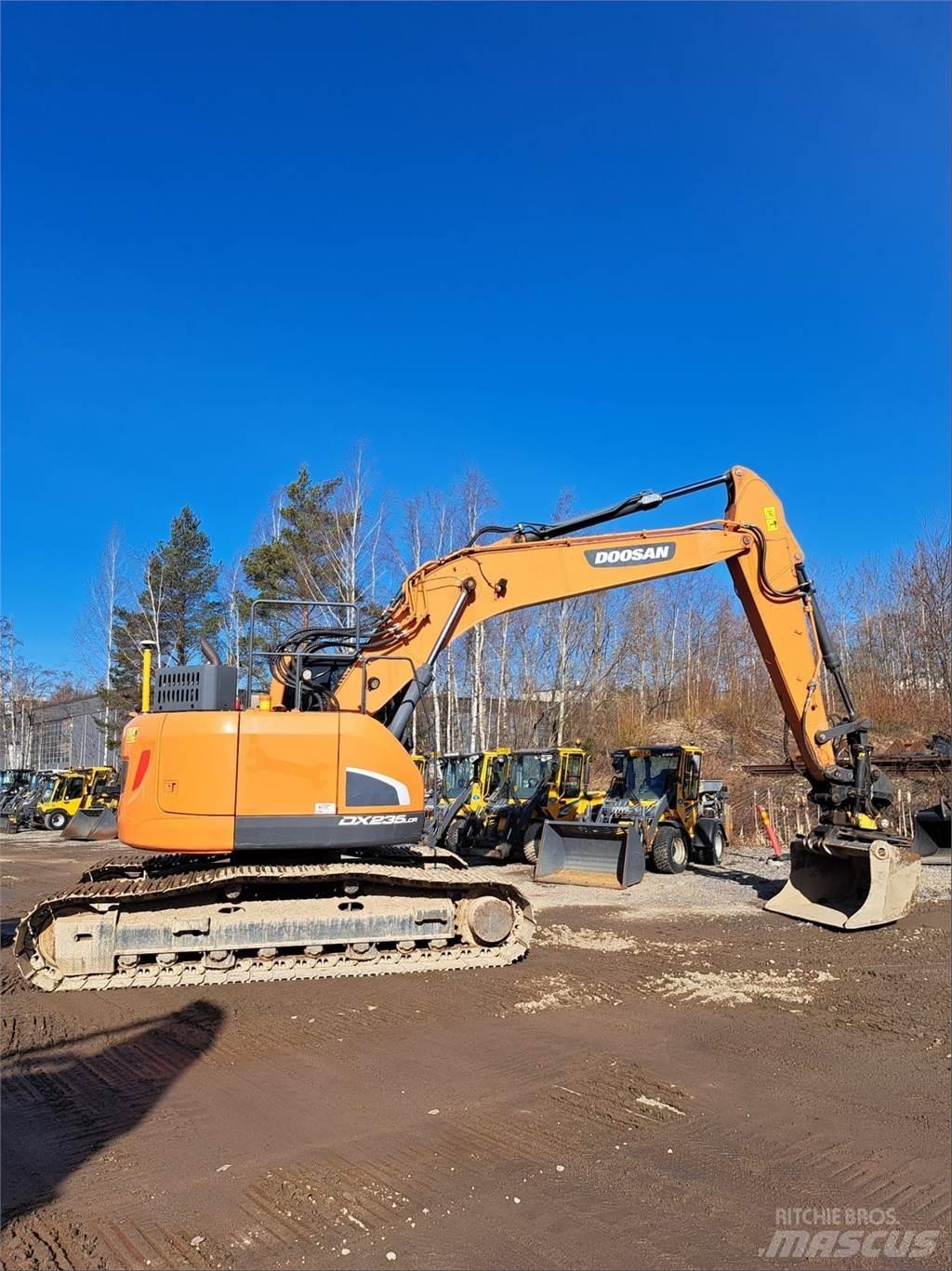 Doosan DX235LCR-5 Escavatori cingolati
