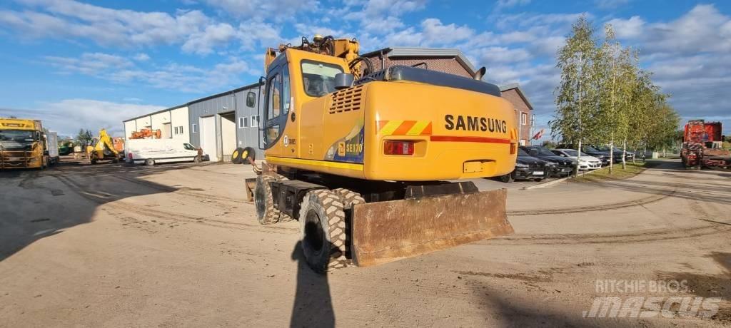 Samsung SE 170 W-3 Escavatori gommati