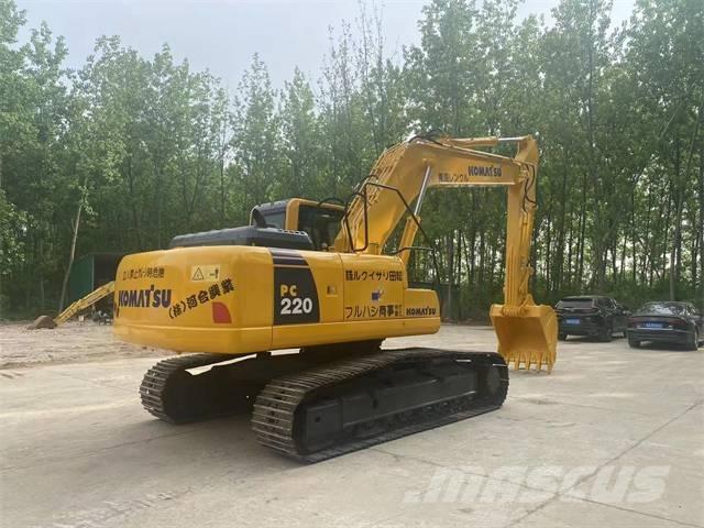 Komatsu PC 220-8 Escavatori cingolati