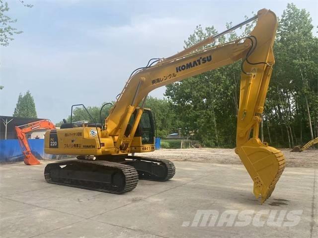 Komatsu PC 220-8 Escavatori cingolati
