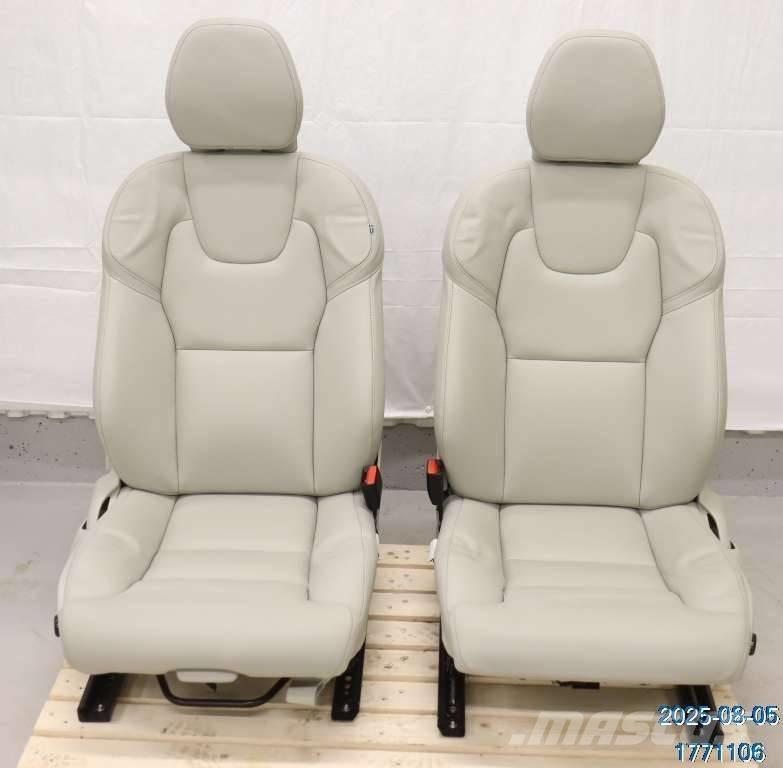 Volvo XC 60 Cabine e interni