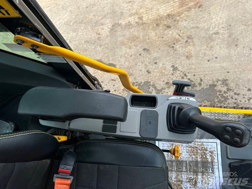 JCB 140X Escavatori cingolati
