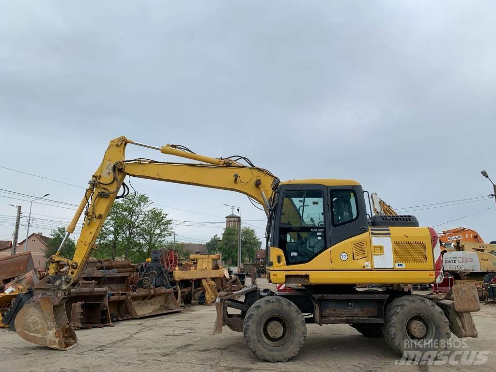 Komatsu PW 140-7 Escavatori gommati