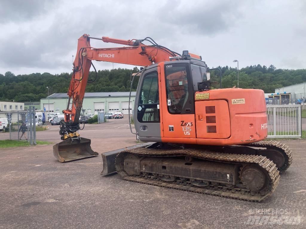 Hitachi ZX 135 US Escavatori cingolati