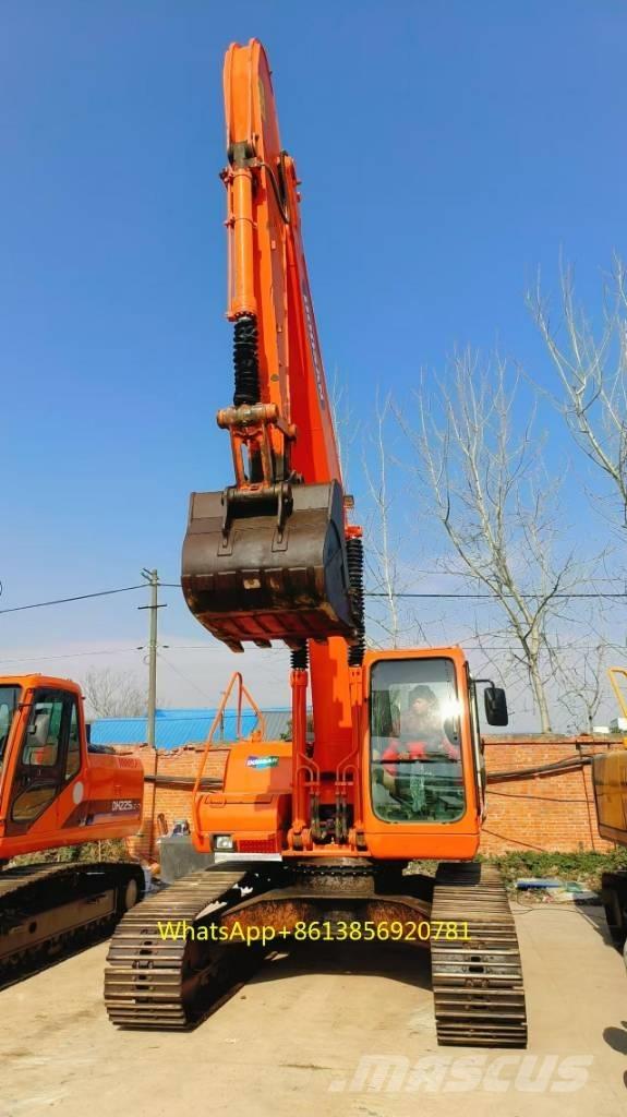 Doosan DH 225 LC-7 Escavatori cingolati