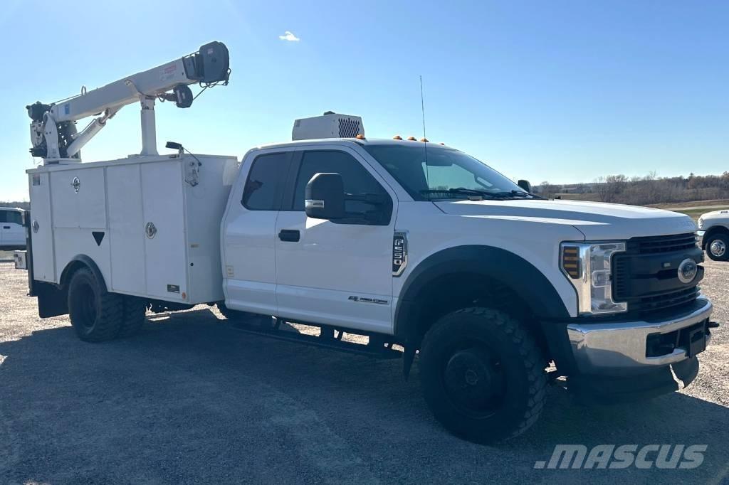 Ford F 550 XL SD Gru cingolate