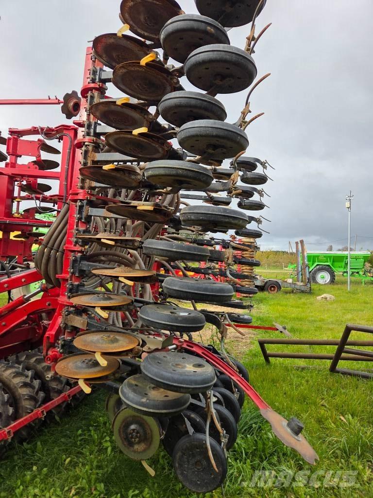 Horsch Focus 6 TD Perforatrici