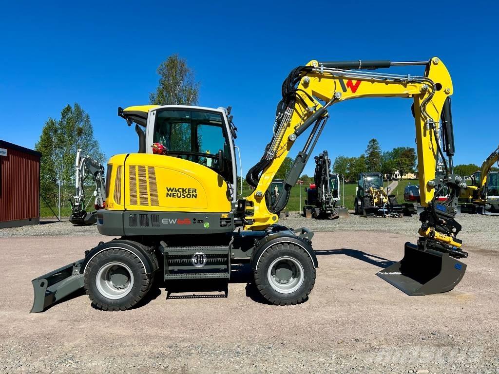 Wacker Neuson EW65 Escavatori gommati