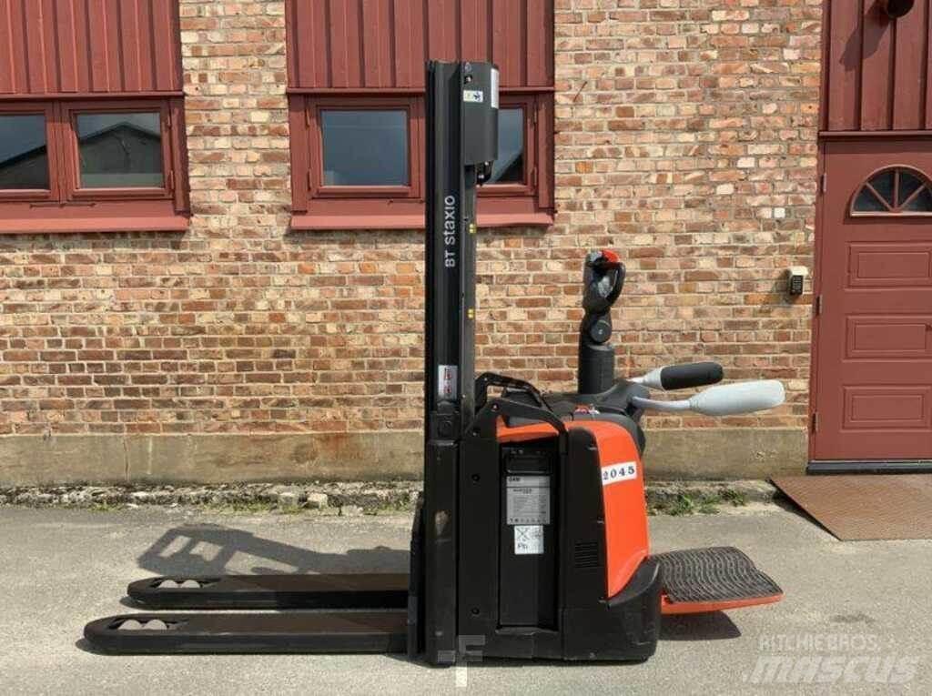 BT SPE 120 L Transpallet uomo a terra